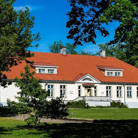 فندق Loona Manor *