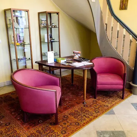 Loona Manor Hotel Kihelkonna