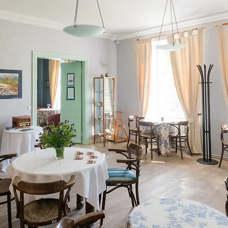 Loona Manor Hotel Kihelkonna