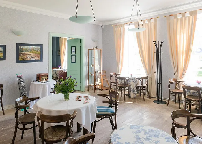 Loona Manor Hotell Kihelkonna